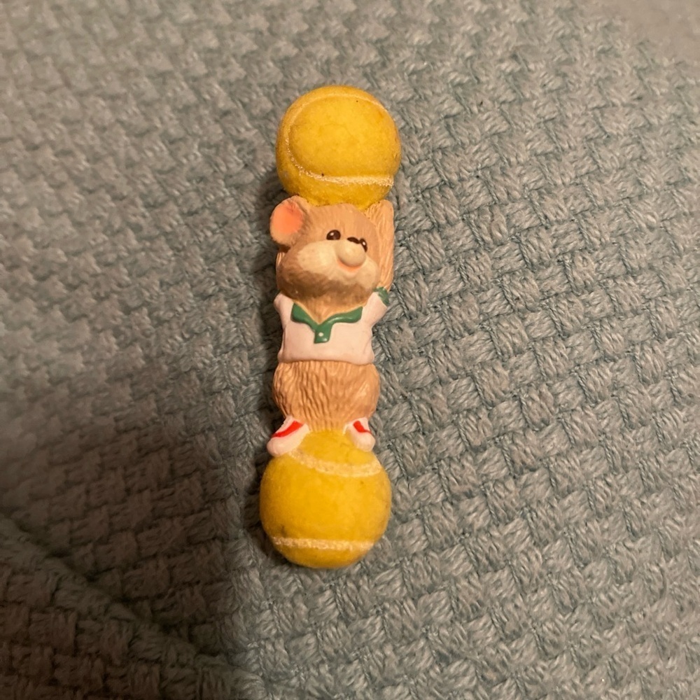Hallmark Keepsake "Perfect Match" Tennis Balls & Mouse Christmas Ornament 1993